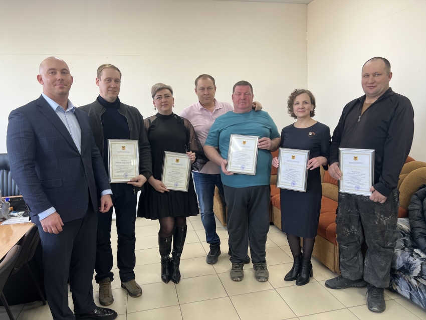 Сотрудников Читинского крестьянско-фермерского хозяйства «Эко-фуд» наградили за труд и инновации